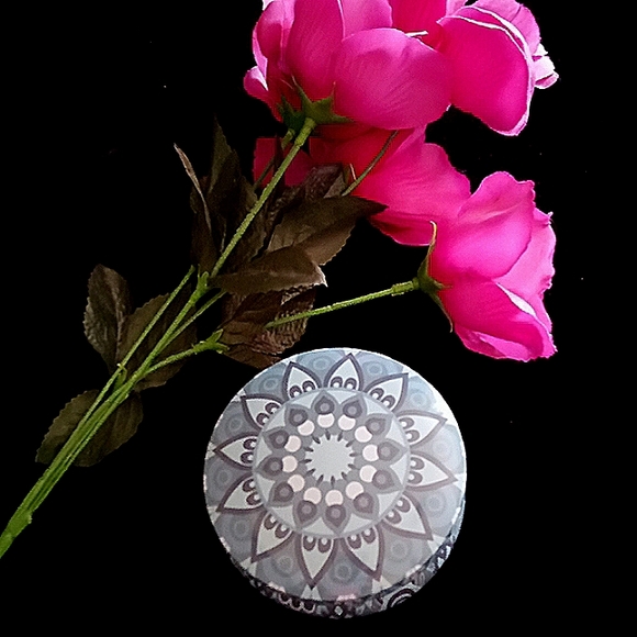 Candles - Picture 4 of 16